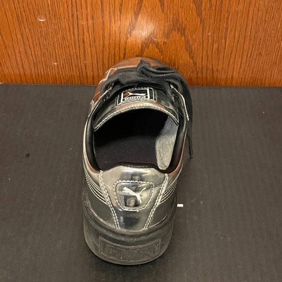 Puma carina sneaker silver size 6.5 - Picture 2 of 7